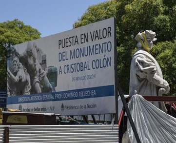 Monumento Cristobal Colon en Buenos Aires