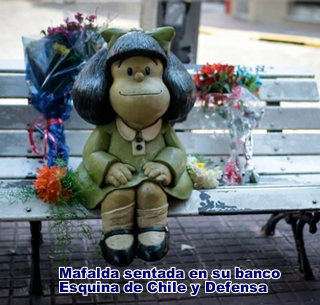 Mafalda triste en su banco