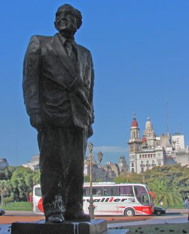 monumento Ricardo Balbin