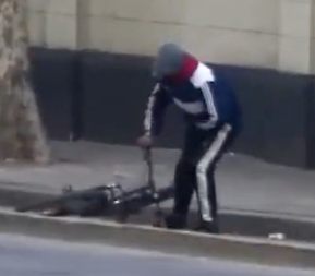 Ladron de bicicletas en Retiro