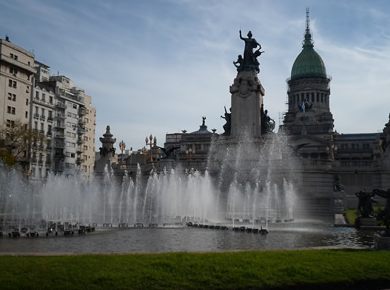 Fuente del monumento a los Dos Congresos