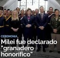 Milei Granadero honorifico